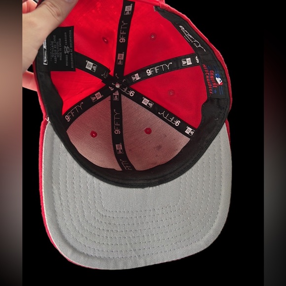 Men’s St. Louis Cardinals Hat with Stars - Picture 6 of 8